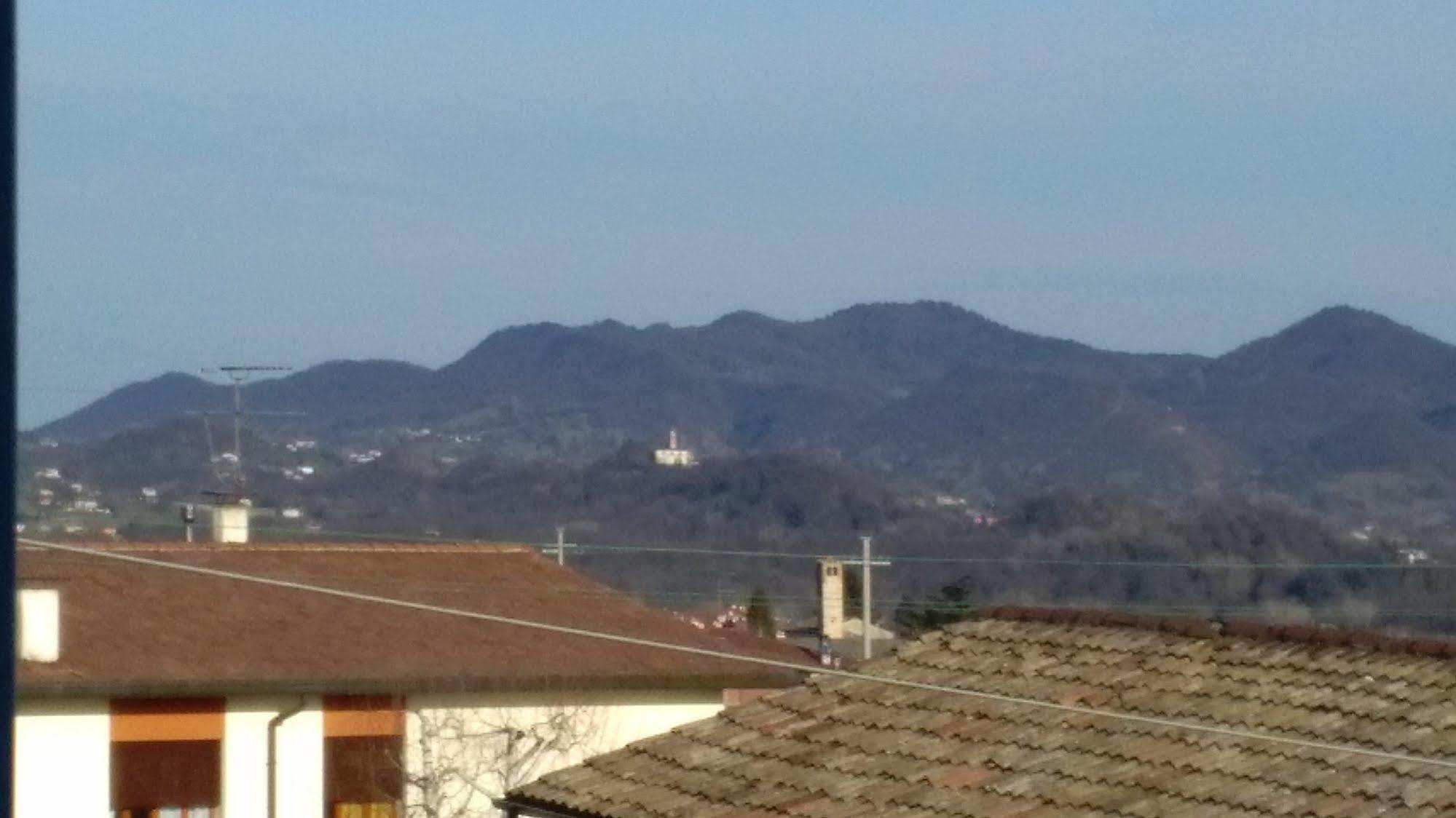 Casa Daisy Hotell Paderno del Grappa Exteriör bild