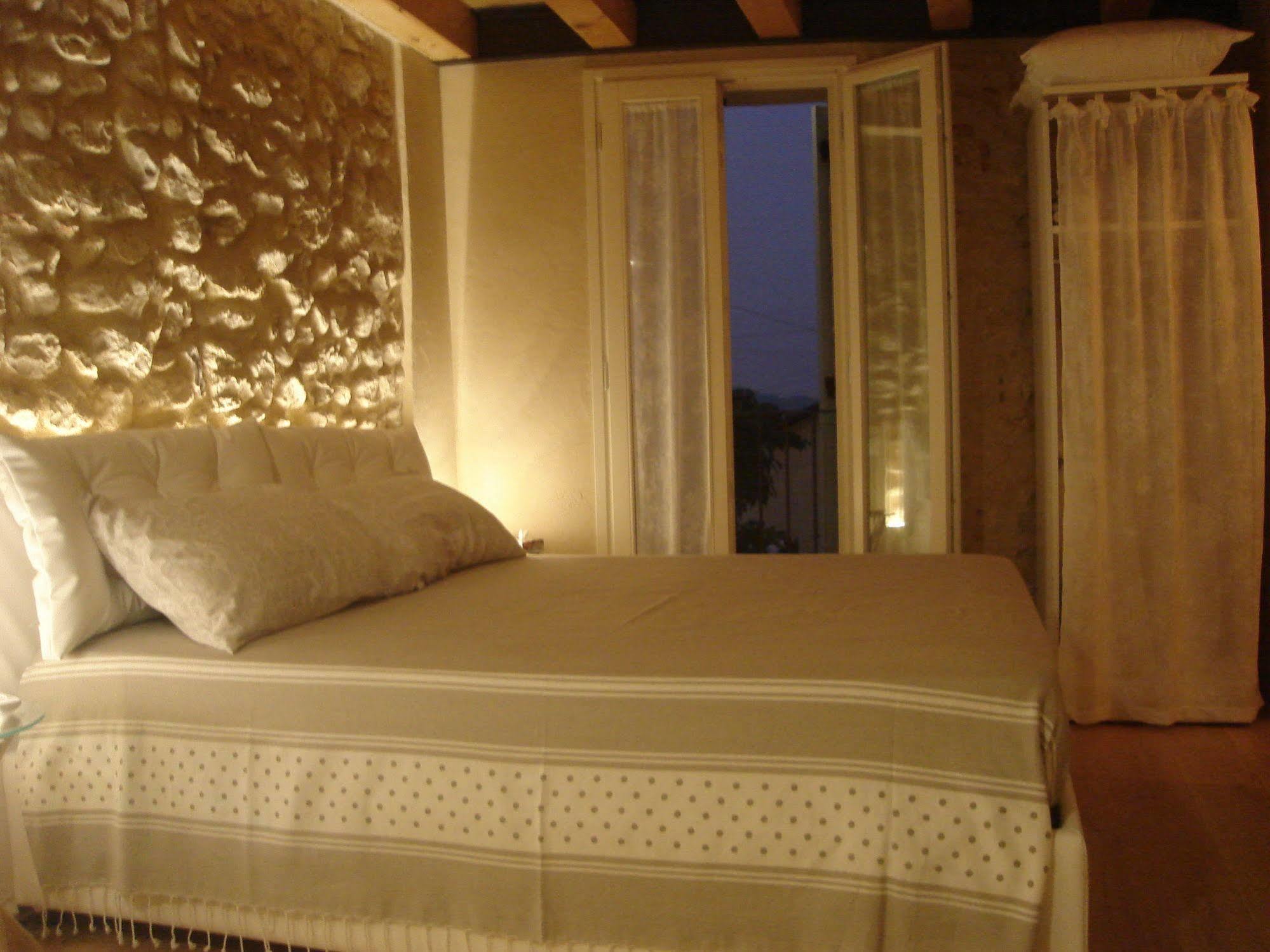 Casa Daisy Hotell Paderno del Grappa Exteriör bild